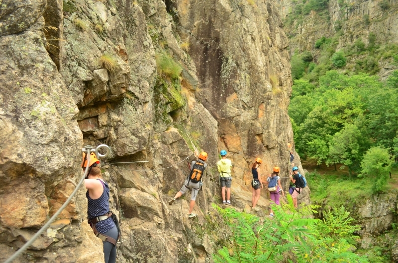 Village Camps International Summer Camp Ard&egrave;che, France 2019-07-26 https://www.villagecamps.com/journals_admin/images/929-40-21-07-2014  (800x533) (54).jpg